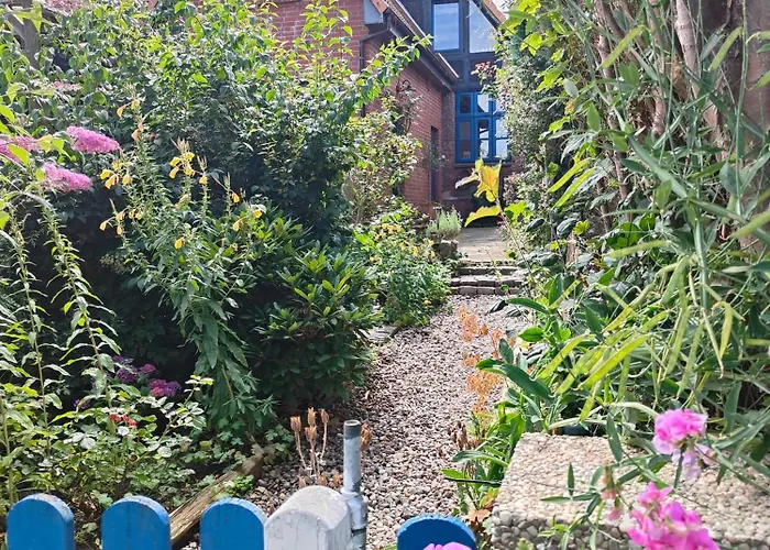 Tiny House - Kleines Glueck Auf Dem Ostedeich